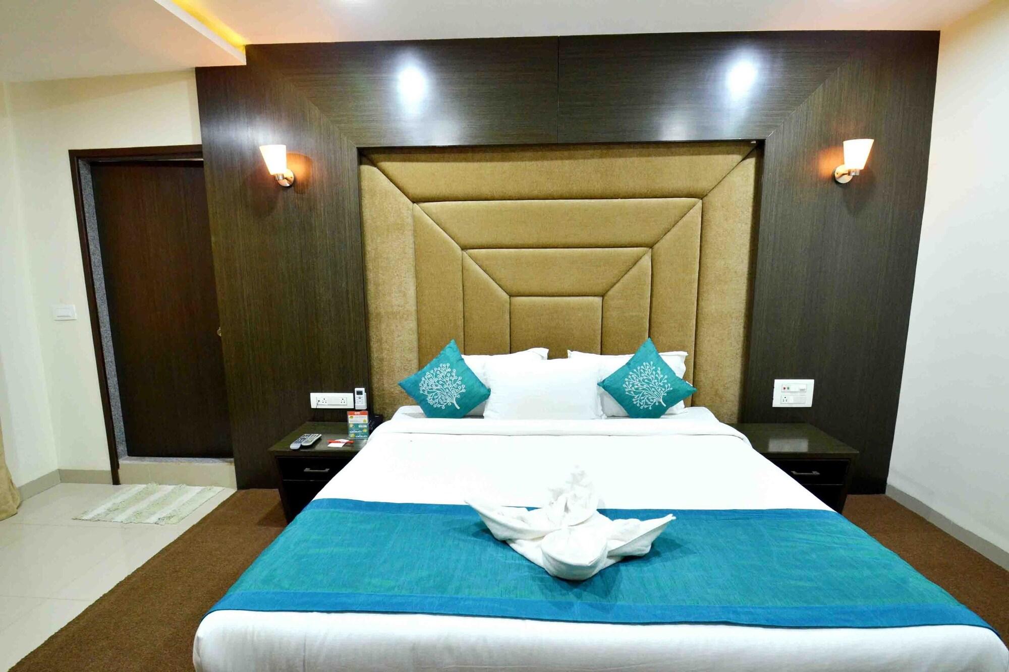 Capital O 1546 The Sensation Hotel Indore Luaran gambar