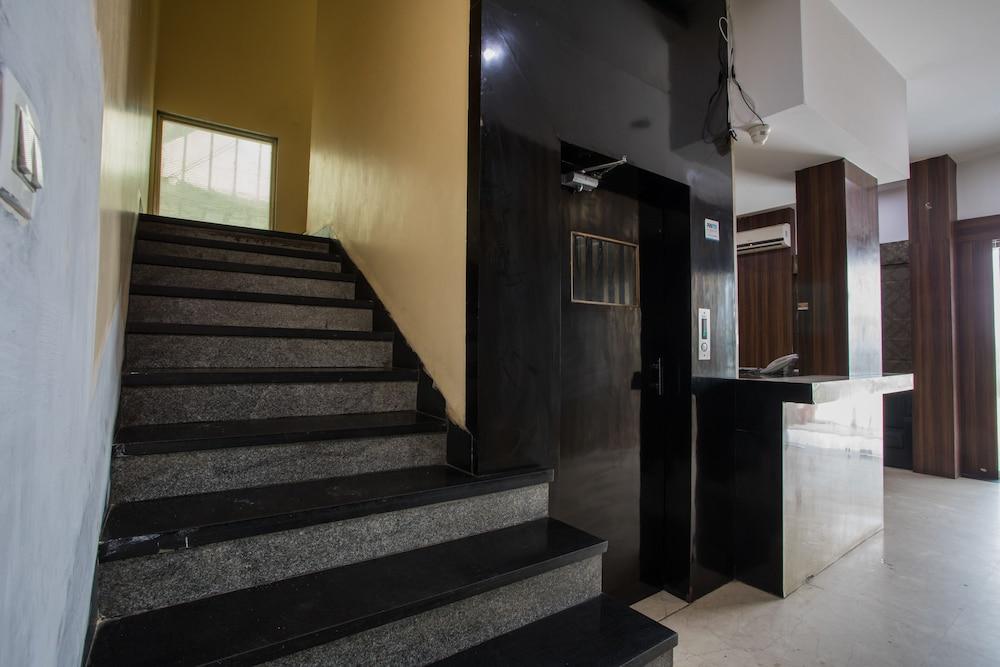 Capital O 1546 The Sensation Hotel Indore Luaran gambar