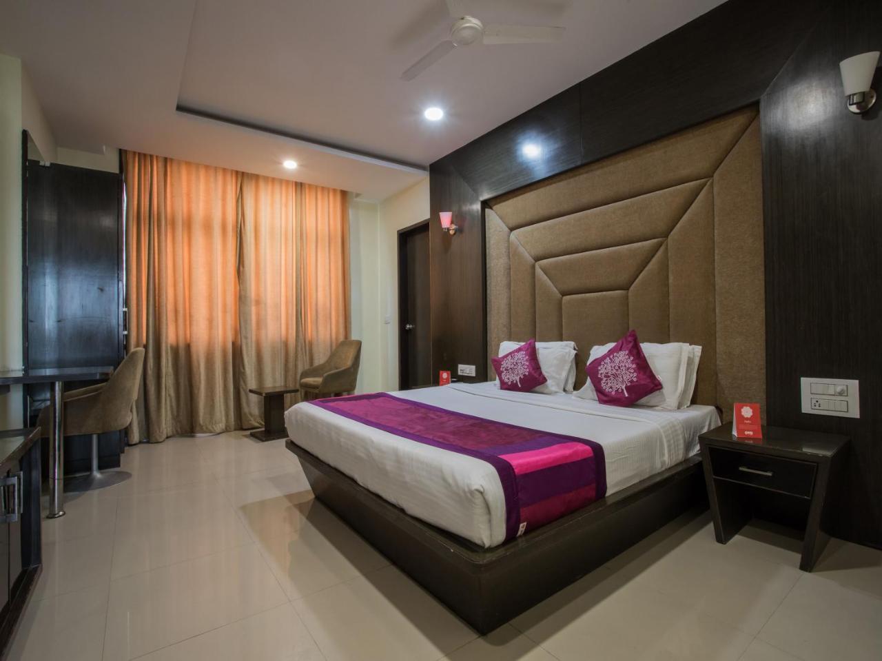 Capital O 1546 The Sensation Hotel Indore Luaran gambar