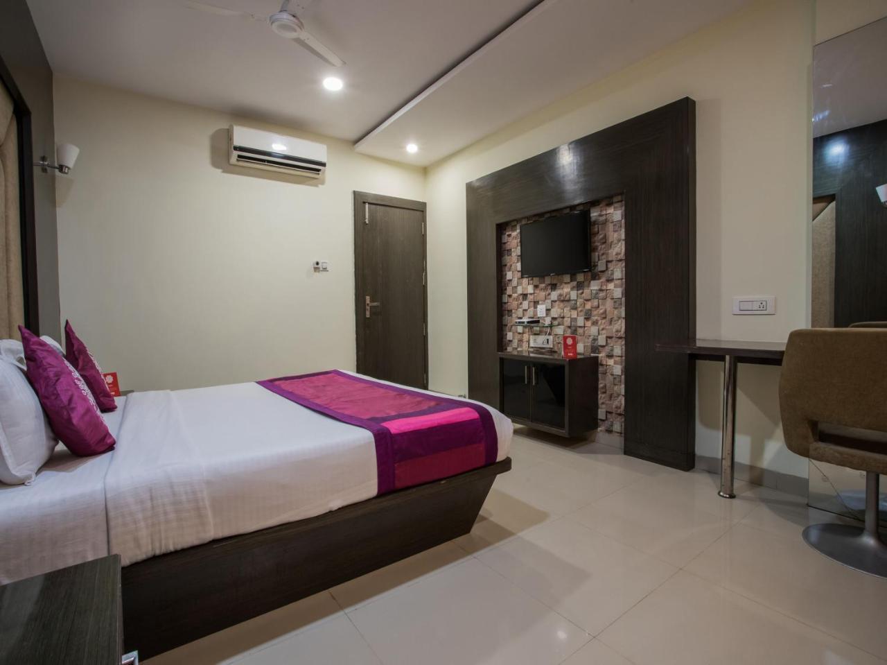 Capital O 1546 The Sensation Hotel Indore Luaran gambar